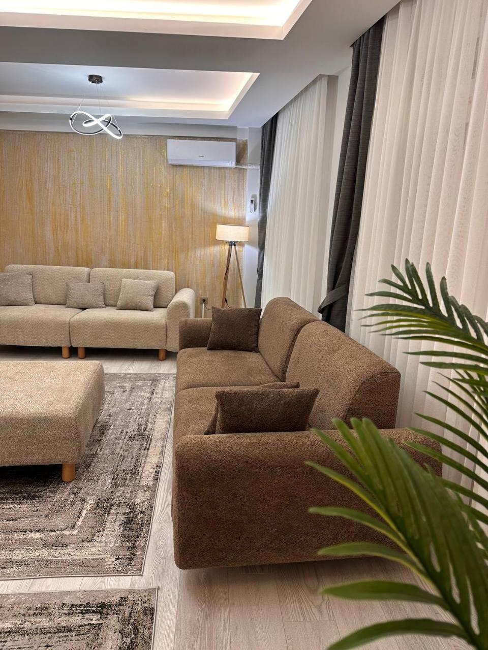Zara'S Home In Istanbul — Photos 3